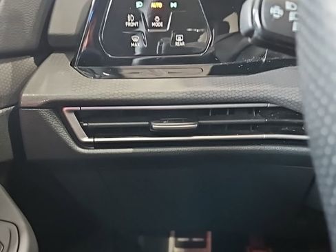 Used 2024 Volkswagen GTI SE image 36