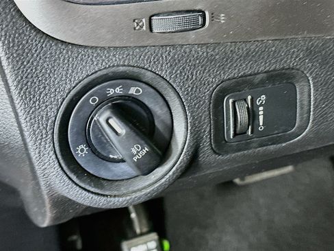 Used 2014 Dodge Journey Crossroad w/ Flexible Seating Group FWD image 17