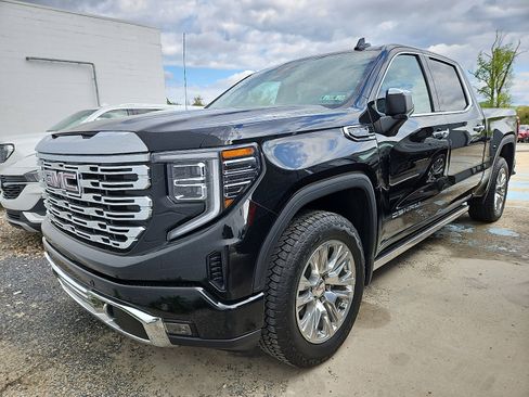 Certified 2023 GMC Sierra 1500 Denali AWD/4WD image 3