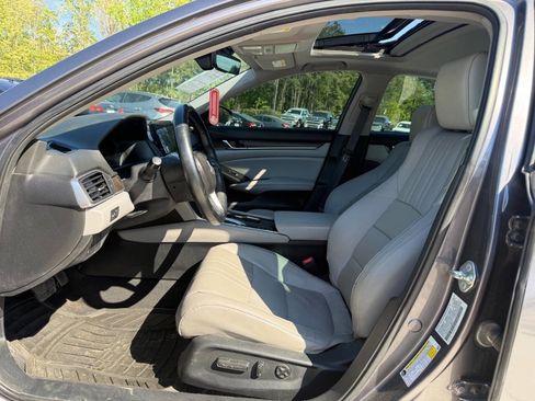 Used 2018 Honda Accord EX-L image 11