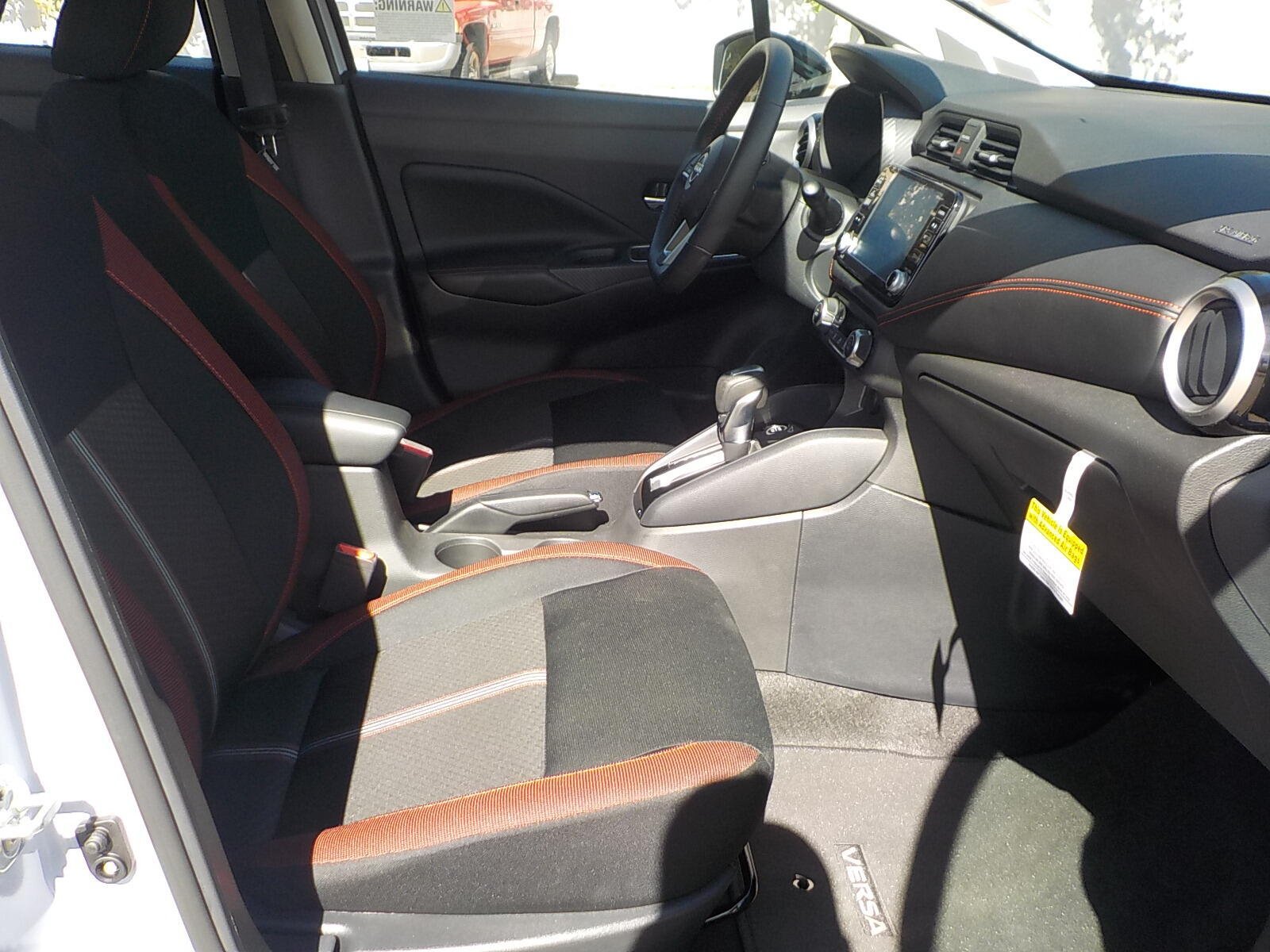 Used 2025 Nissan Versa SR w/ Trunk Package FWD image 10
