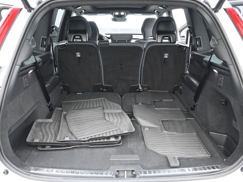 Certified 2025 Volvo XC90 B6 Ultra w/ Protection Package AWD/4WD image 19