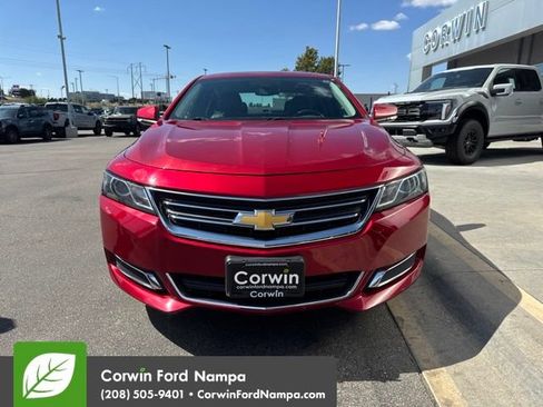 Used 2014 Chevrolet Impala LT FWD image 2