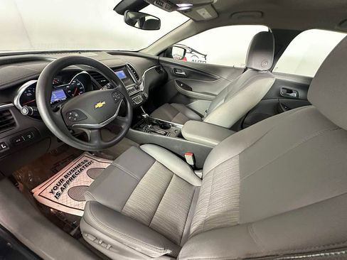 Used 2015 Chevrolet Impala LS w/ LS Convenience Package image 15