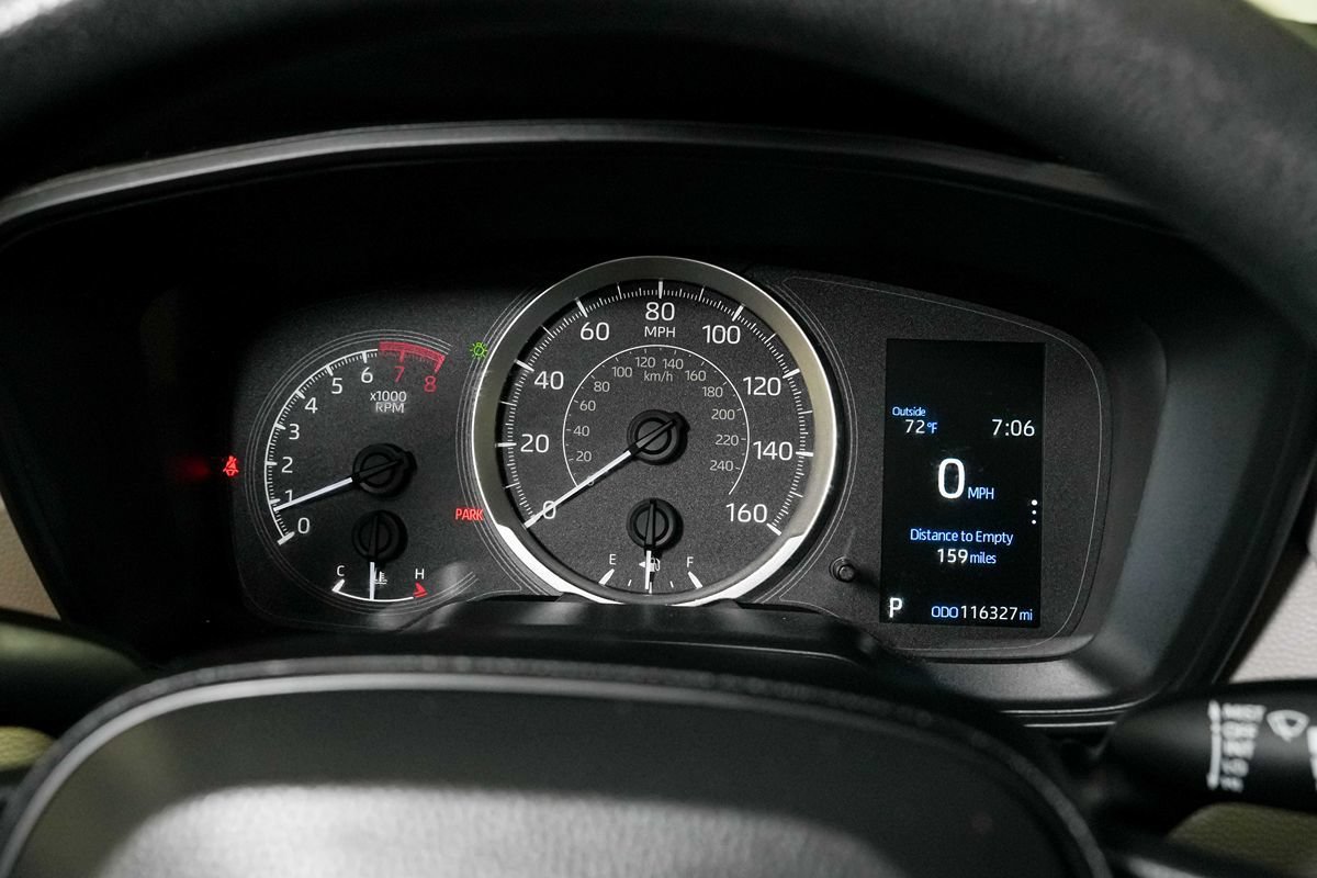 Used 2022 Toyota Corolla LE FWD image 24