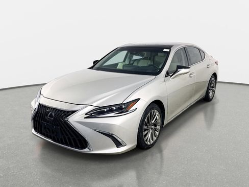 Used 2022 Lexus ES 350 Ultra Luxury w/ Accessory Package 2 FWD image 3