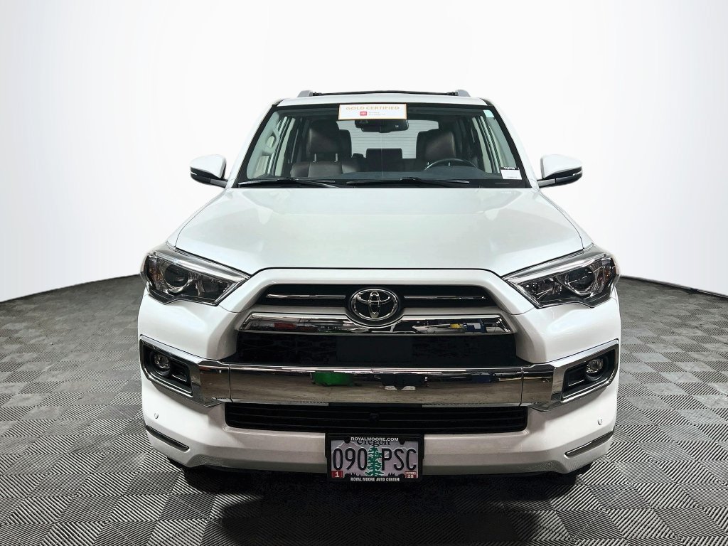 Used 2024 Toyota 4Runner Limited AWD/4WD image 2