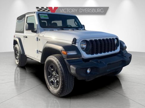 Used 2024 Jeep Wrangler Sport image 2