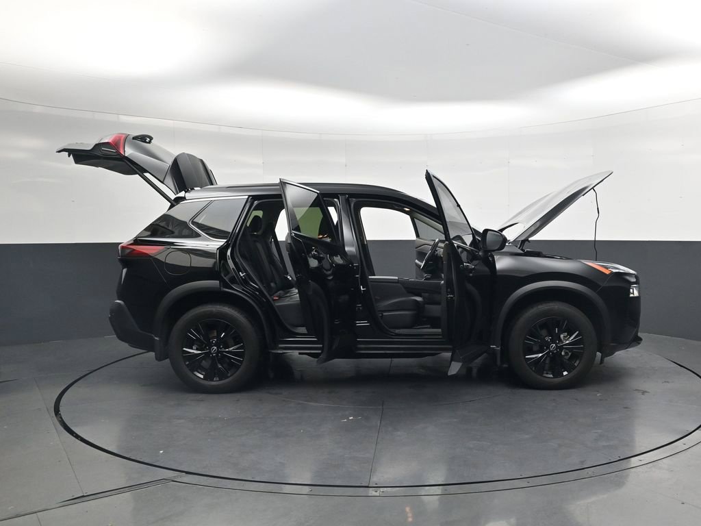 Certified 2023 Nissan Rogue SV w/ SV Premium B Package AWD/4WD image 46