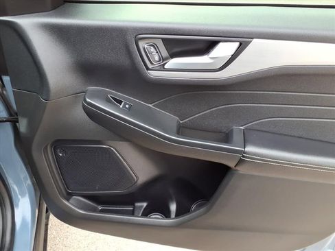 Certified 2023 Ford Escape Platinum image 5