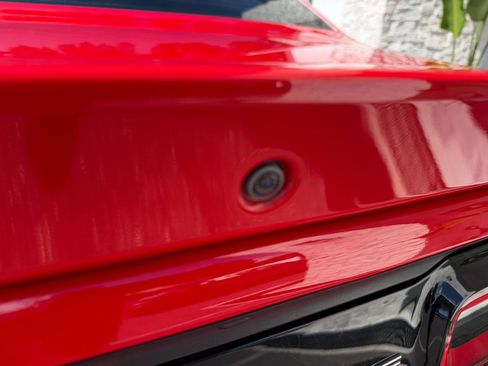 Used 2018 Dodge Challenger SXT RWD image 15