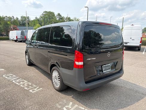 Used 2023 Mercedes-Benz Metris Passenger image 9