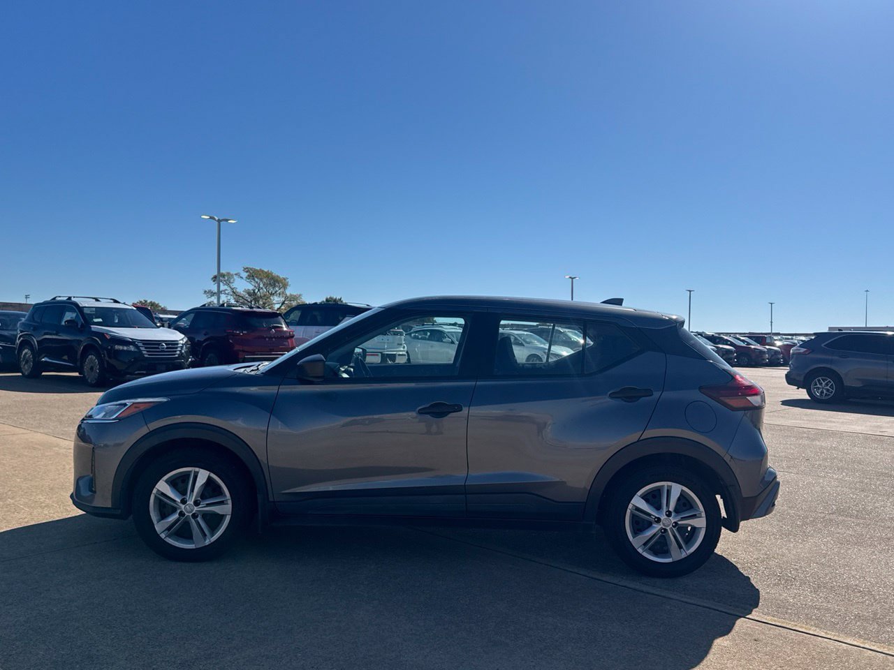 Certified 2021 Nissan Kicks S FWD image 20