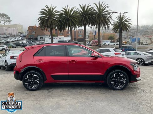 Used 2024 Kia Niro Wind FWD image 3