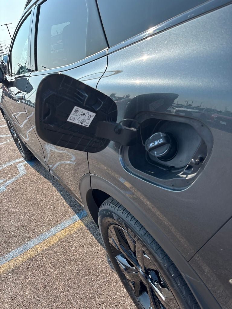 Used 2025 Kia Sportage X-Line AWD/4WD image 35