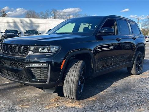 New 2026 Jeep Grand Cherokee Limited w/ Limited Altitude Package image 10