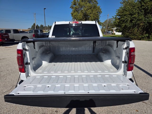Used 2023 RAM 1500 Big Horn AWD/4WD image 10