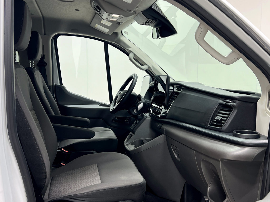 Used 2024 Ford Transit 350 XLT RWD image 32
