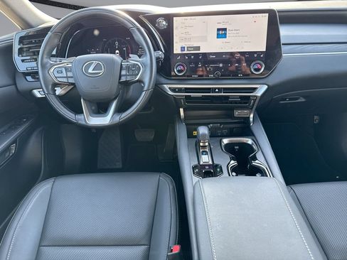 Used 2025 Lexus RX 350 Premium w/ Accessory Package (Z1) FWD image 19