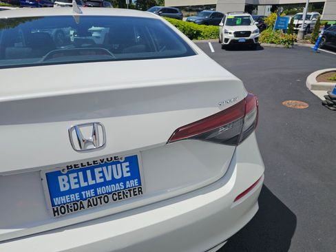 Used 2025 Honda Civic Sport image 15