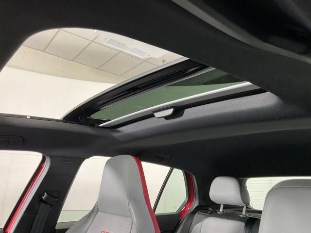 Used 2024 Volkswagen GTI SE FWD image 23