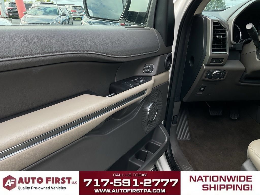 Used 2020 Ford Expedition Max XLT w/ Equipment Group 202A AWD/4WD image 5