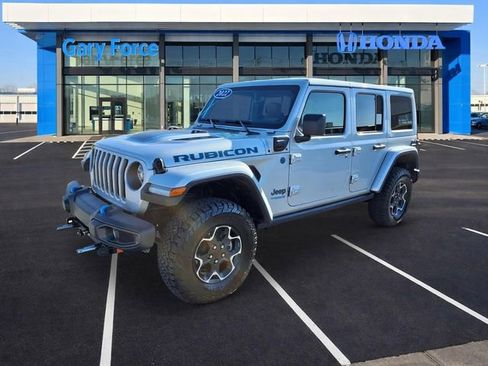Used 2022 Jeep Wrangler Unlimited Rubicon 4xe w/ Cold Weather Group AWD/4WD image 4
