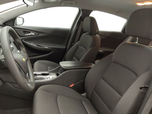 Used 2024 Chevrolet Malibu LT image 17