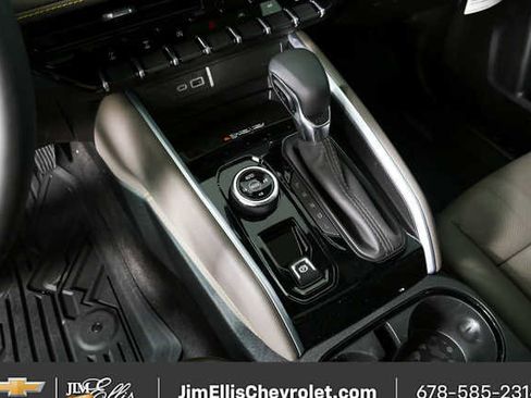 New 2026 Chevrolet Colorado ZR2 w/ Technology Package AWD/4WD image 16