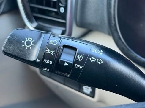 Used 2022 Kia Sportage EX image 27