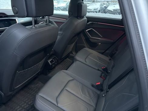 Used 2022 Audi Q3 2.0T Premium Plus w/ Premium Plus Package image 14