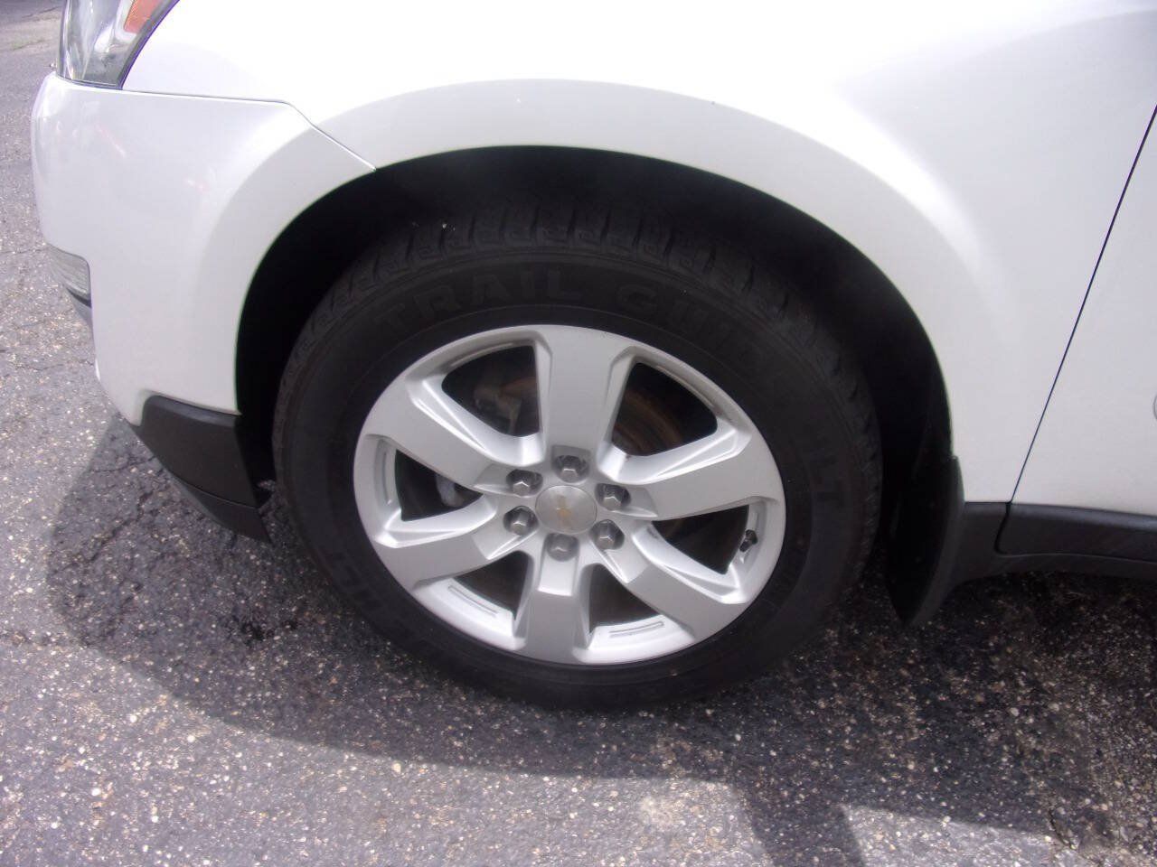 Used 2017 Chevrolet Traverse LT w/ Style and Technology Package AWD/4WD image 14