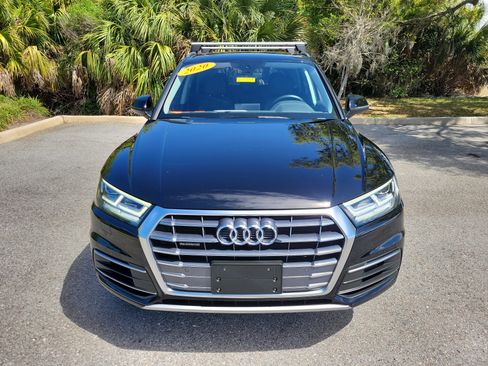 Used 2020 Audi Q5 Premium Plus w/ Premium Plus Package image 2