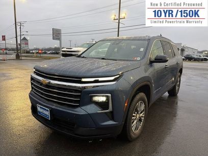 Certified 2025 Chevrolet Traverse LT