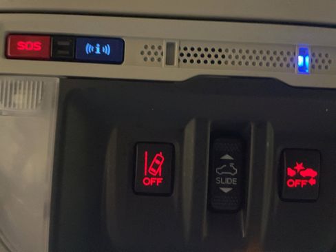 Used 2022 Subaru Forester Limited image 15