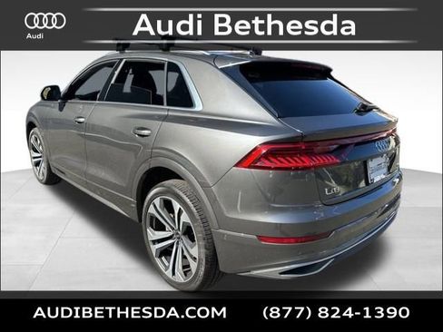 Used 2022 Audi Q8 Premium Plus image 5