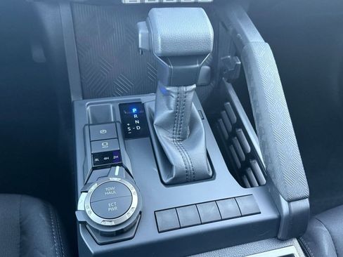 New 2026 Toyota Tacoma SR5 image 19