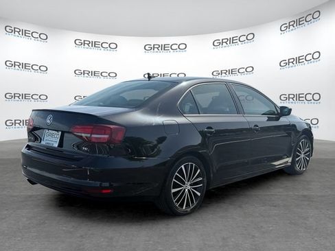 Used 2016 Volkswagen Jetta Sport FWD image 7