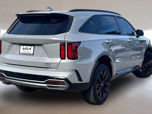 Certified 2023 Kia Sorento SX AWD/4WD image 6