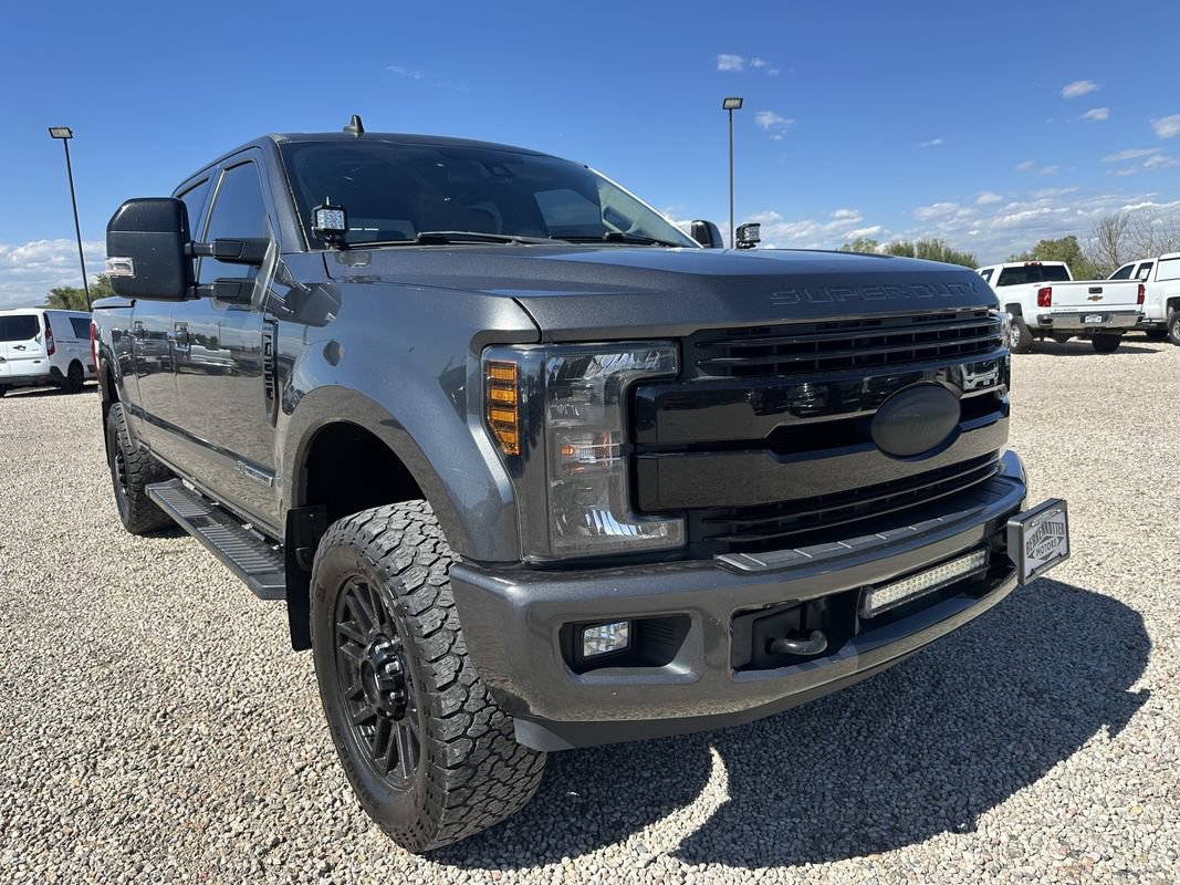 Used 2019 Ford F250 Lariat w/ Lariat Ultimate Package AWD/4WD image 2