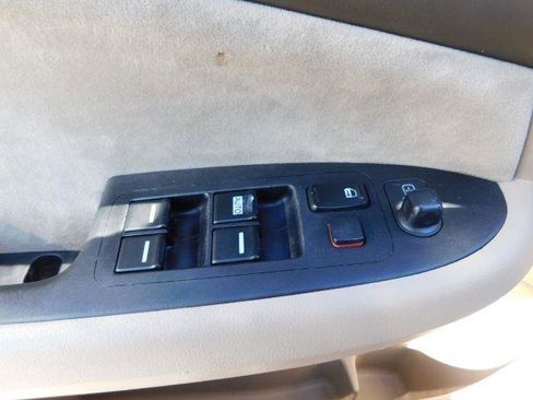 Used 2004 Honda Accord LX image 12