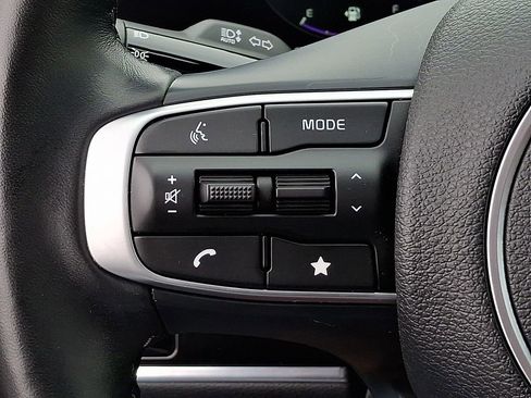 Certified 2023 Kia Sportage SX image 16