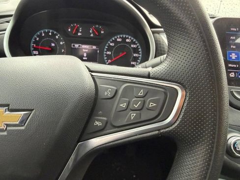 Used 2024 Chevrolet Malibu LT FWD image 11