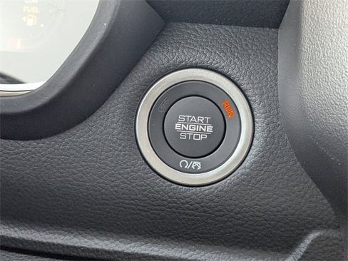 New 2026 RAM 1500 4x4 Crew Cab image 28