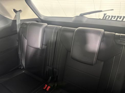 Used 2023 Volkswagen Atlas SEL AWD/4WD image 31