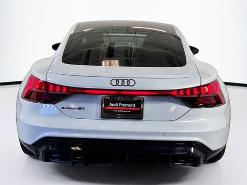 Used 2022 Audi e-tron GT Prestige w/ Prestige Package image 6