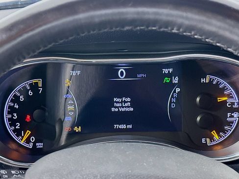 Used 2020 Jeep Grand Cherokee Limited AWD/4WD image 12