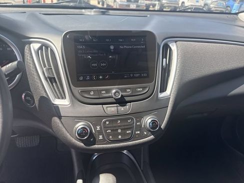Used 2024 Chevrolet Malibu LT FWD image 13
