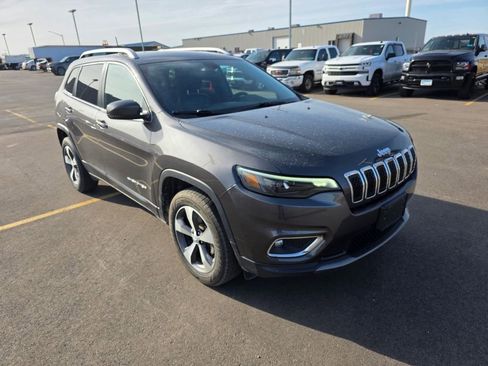 Used 2020 Jeep Cherokee Limited image 1