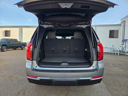 New 2026 GMC Yukon Elevation image 4